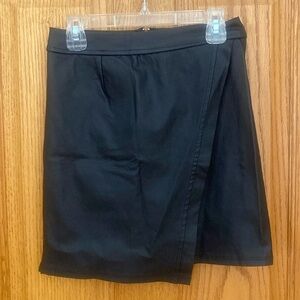 Black mini skirt • soft material